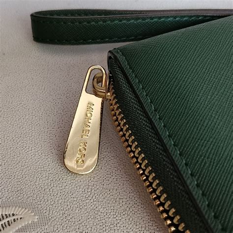 michael kors moss green wallet